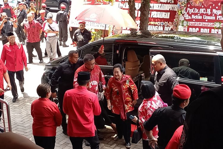 Ketum PDIP Megawati Soekarnoputri saat kunjungan ke DPD PDIP DIY, Selasa (22/8/2023)
