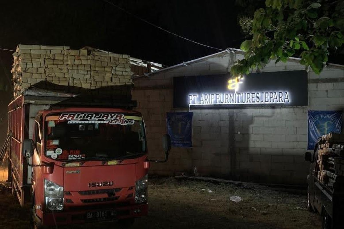 PT Arif Furniture Jepara