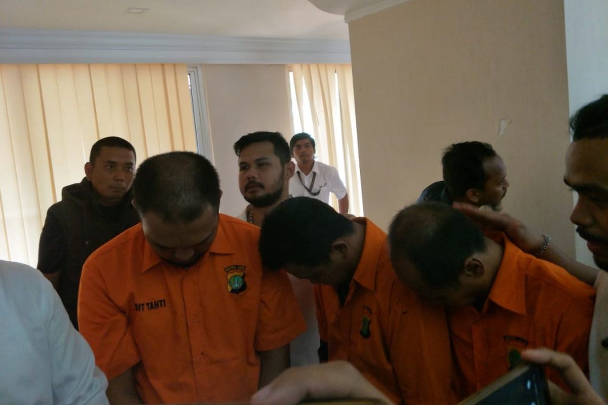 Komplotan pembobol minimarket di Bekasi berhasil ditangkap polisi pada Senin (14/1/2019). 