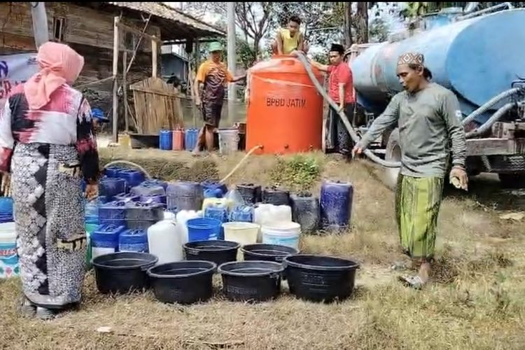 Kekeringan Meluas di Bangkalan, Distribusi Air Bersih Terkendala Armada