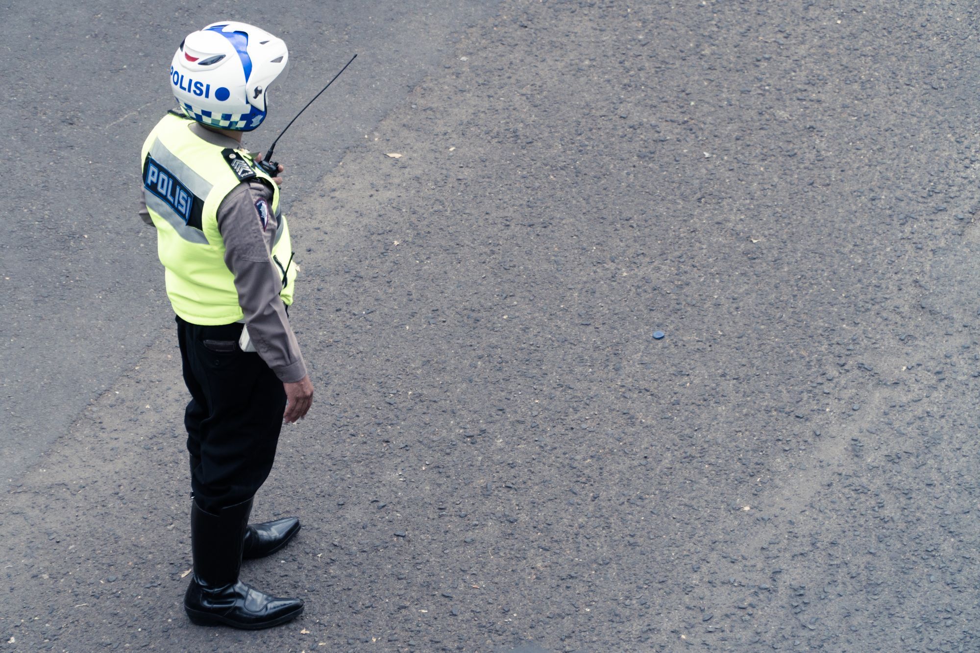 Tak Terima Ditilang, Pengendara di Bima Berdoa di Tengah Jalan agar Polisi Dapat Hidayah