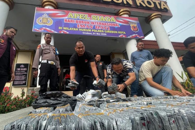 Ibu Rumah Tangga di Cirebon Jadi Bandar, 53.124 Obat Keras Disita Polisi