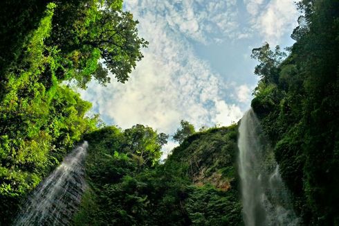 Murusobe, Wisata Air Terjun Kembar di Sikka NTT yang Menawan