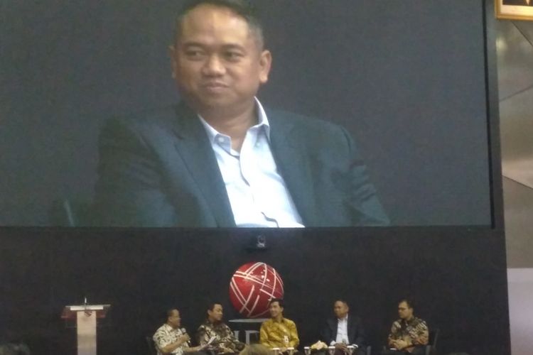 Direktur Utama Bahana Securities Feb Sumandar di Jakarta, Selasa (30/10/2018).