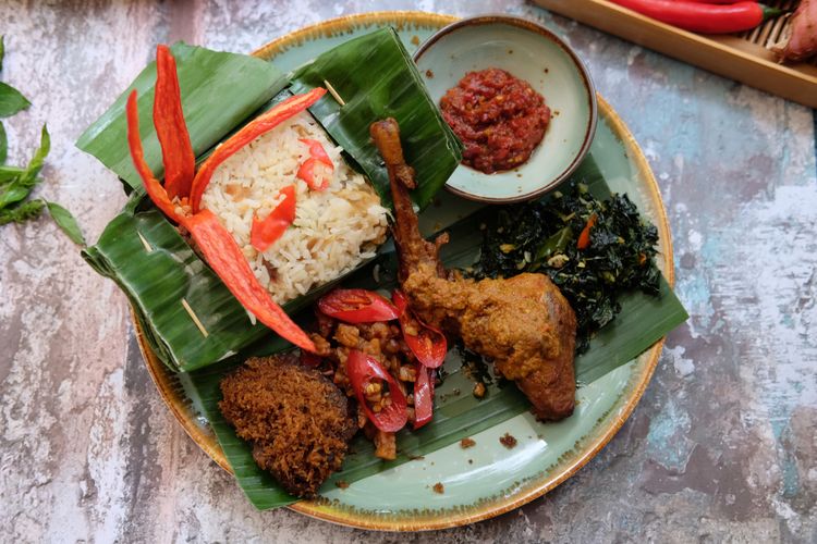 Nasi uduk yang disajikan di Restoran Menjangan, Kemang.