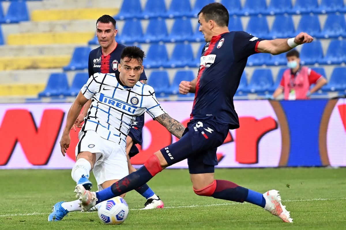 Laga Crotone vs Inter Milan pada lanjutan pekan ke-34 Liga Italia di Stadion Ezio Scida, Sabtu (1/5/2021) malam WIB.
