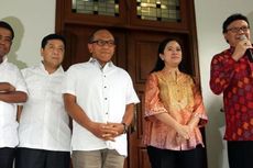 Megawati-Aburizal Salaman Sebelum Debat