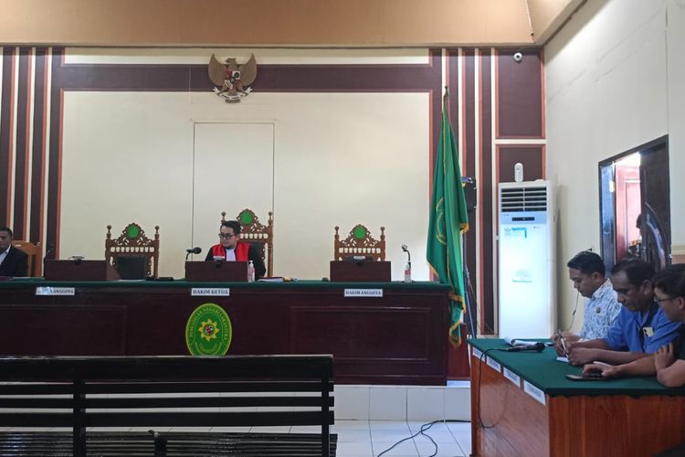 Sidang dengan agenda pembacaan putusan yang digelar di Pengadilan Negeri Larantuka, Kabupaten Flores Timur pada Senin (3/6/2024) .