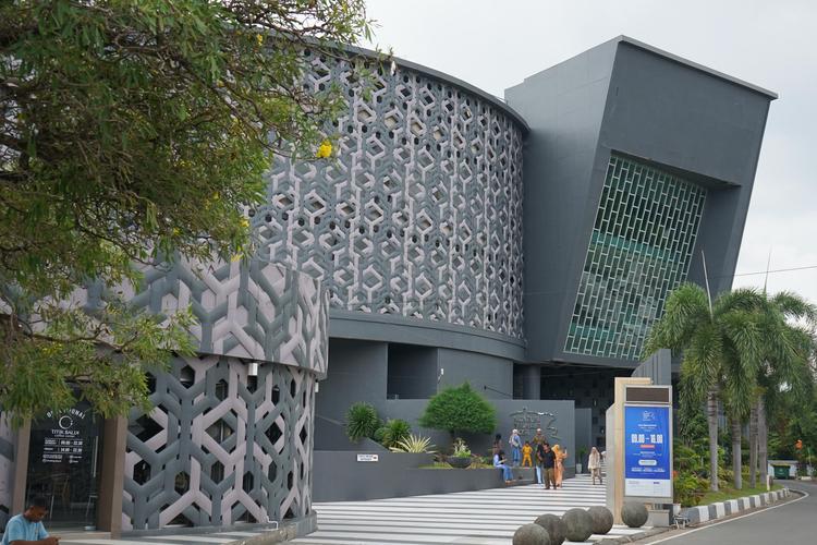 Museum Tsunami Aceh.