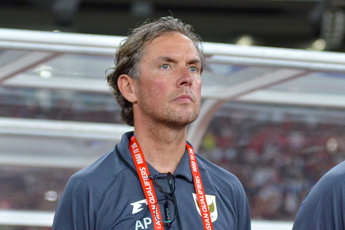 Respons Alex Pastoor Usai Didukung Jadi Pelatih Baru Ajax Amsterdam