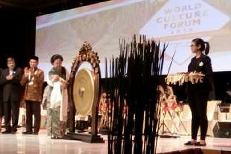Megawati Soekarno Putri membuka acara WCF 2016 di Nusa Dua, Badung, Bali, Kamis (14/10/2016)