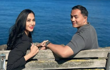 Diah Permatasari dan suami