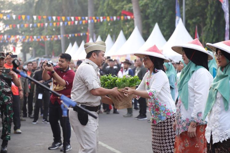 Pemerintah Kota (Pemkot) Tangerang melalui Dinas Komunikasi dan Informatika (Diskominfo) menggelar Tangerang Digital Festival 2023 di Taman Elektrik, Pusat Pemerintah Kota Tangerang, Sabtu (12/8/23).
