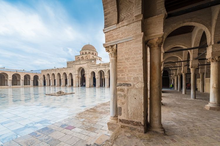 Ilustrasi masjid - Masjid Agung Kairouan di Tunisia.