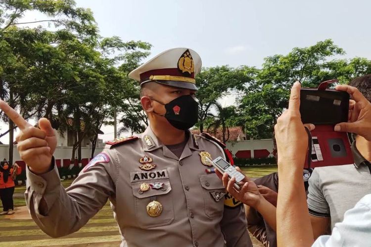 Kepala Sat Lantas Polres Cianjur AKP Mangku Anom