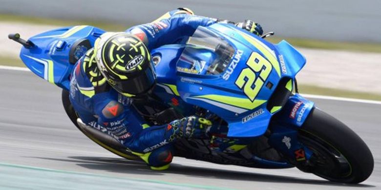 Pebalap Suzuki Andrea Iannone menjadi yang tercepat di latihan bebas keempat GP Catalan