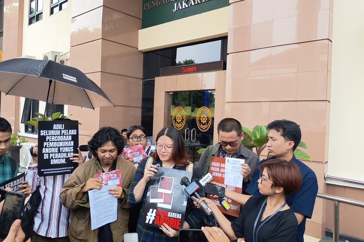 TAUD Minta Pengadilan Militer Hentikan Sidang Kasus Penyiraman Air Keras Andrie Yunus