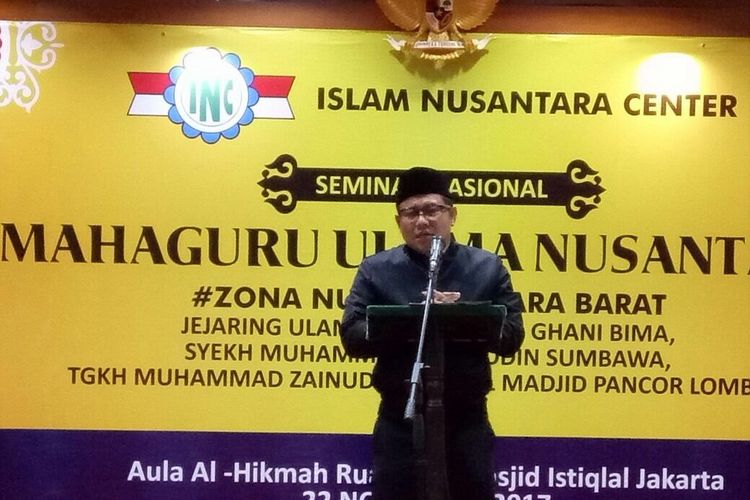 Ketua DPP PKB Muhaimin Iskandar saat menjadi pembicara pada Seminar Nasional yang diselenggarakan oleh Islam Nusantara Center (INC) dengan tema ?Maha Guru Ulama Nusantara : Zona Nusa Tenggara Barat? di Masjid Istqlal, Jakarta Pusat, Rabu (22/11/2017).