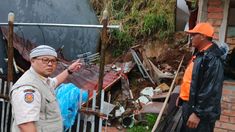 Hujan Deras Picu Longsor di Sukabumi, Satu Rumah Ambruk dan Penghuni Luka