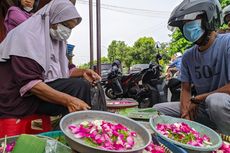 Jelang Ramadhan, Penjual Bunga Tabur di Purwokerto Panen Rezeki