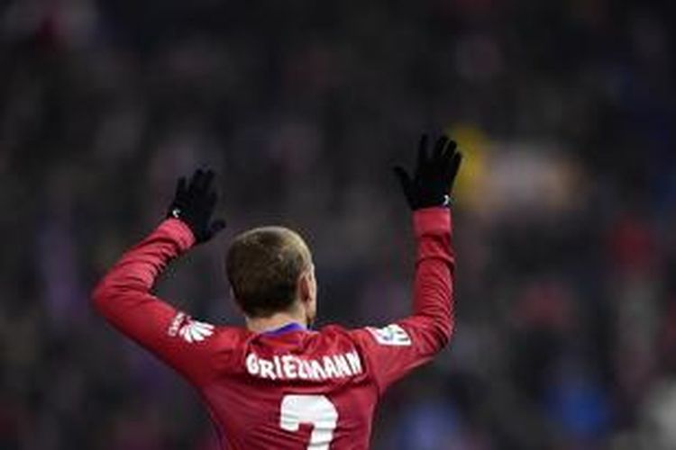 Antoine Griezmann mencetak 2 gol saat Atletico Madrid menang 3-0 atas Rayo Vallecano, Kamis (14/1/2016).