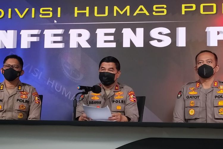 Kepala Biro Penerangan Masyarakat (Karo Penmas) Divisi Humas Polri Brigjen Pol Ahmad Ramadhan di Mabes Polri, Jakarta, Senin (18/1/2022).