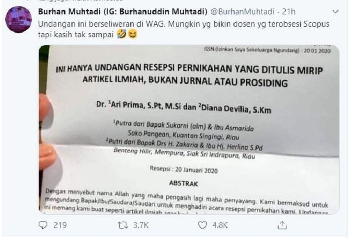 Undangan pernikahan unik milik Ari Prima dan Diana Devilla.