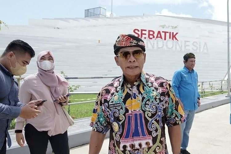 Gubernur Kaltara Zainal Arifin Paliwang saat meninjau PLBN Sebatik dalam kunjungan kerjanya ke Nunukan