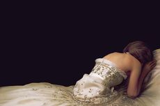 Kristen Stewart: Gaun Pengantin Putri Diana Terasa Menyeramkan