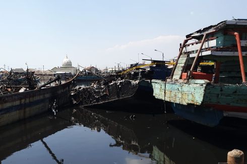 4 Hari Baru Padam, Total 63 Kapal Nelayan Hangus Terbakar di Pelabuhan Jongor Tegal