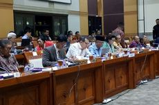 Lima Pimpinan KPK Hadiri Rapat di Komisi III