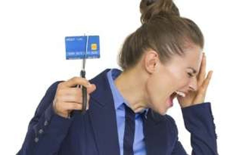5 Mitos Yang Dijadikan Alasan untuk Tidak Pakai Kartu Kredit