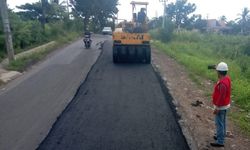 Pakai Produk Lokal, Perbaikan Jalan di Bengkulu dengan Aspal Buton dan Karet