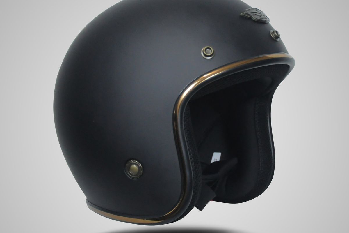 Ilustrasi helm retro RSV Helmet Classic Black Doff
