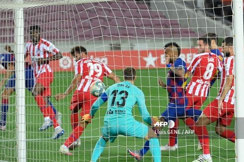 Diwarnai Gol Bunuh Diri dan VAR, Barcelona Vs Atletico Madrid Imbang di Babak Pertama
