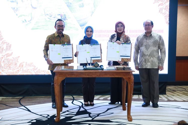 Pemerintah Republik Indonesia dan Pertamina menandatangani Kontrak Subsidi Energi 2024 di Jakarta, Kamis (14/3/2024).