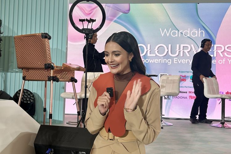 Persiapan Amanda Rawles Jelang Lebaran, Sesuaikan Penampilan dengan Personal Color