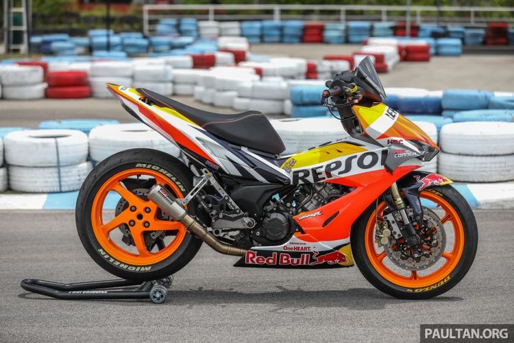 Honda RS150R replika motor MotoGP Honda RCV oleh Gang Tayar Besar (GTB) asal Malaysia