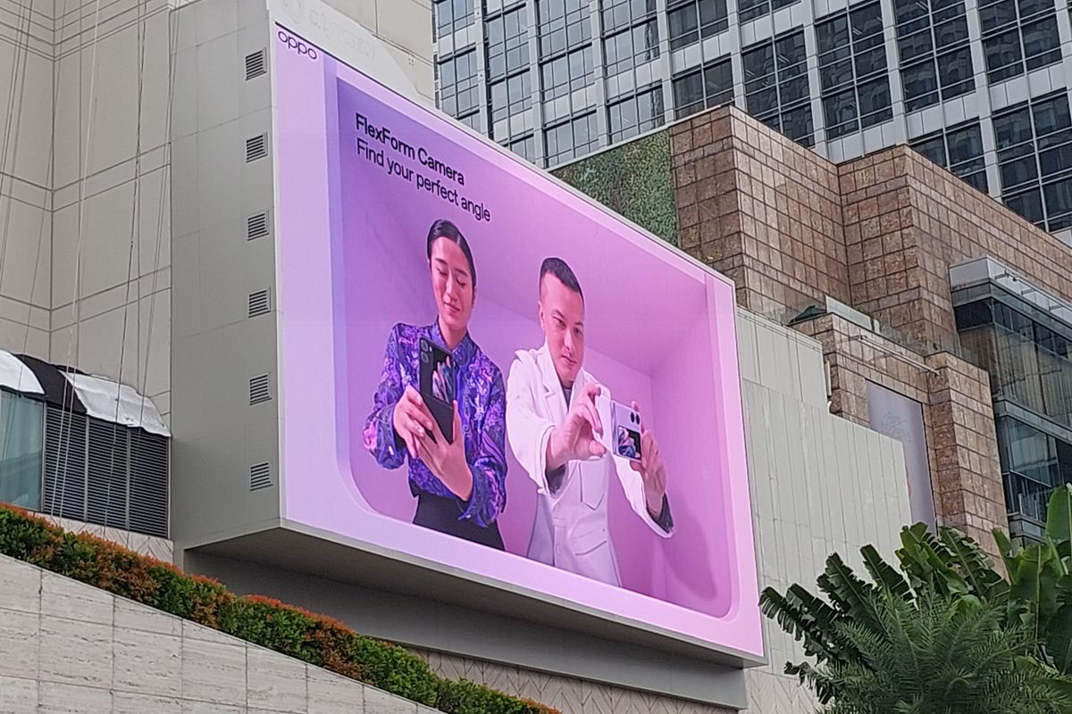 potret iklan Oppo di Plaza Indonesia