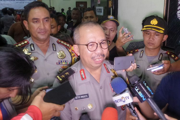 Kadiv Humas Polri Irjen Setyo Wasisto saat ditemui di Gedung Juang, Menteng, Jakarta Pusat, Minggu (30/4/2017).