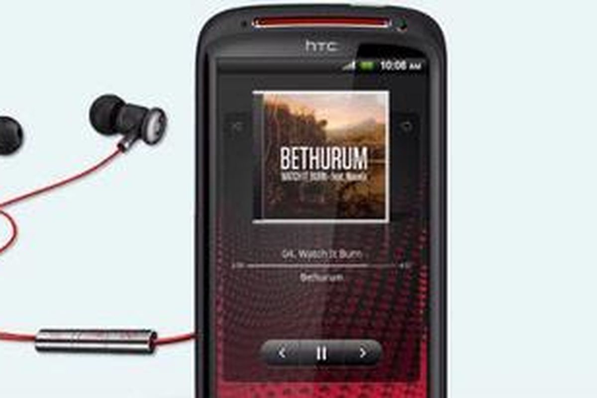 HTC Sensation XE, memamerkan earphone dengan teknologi BeatsAudio