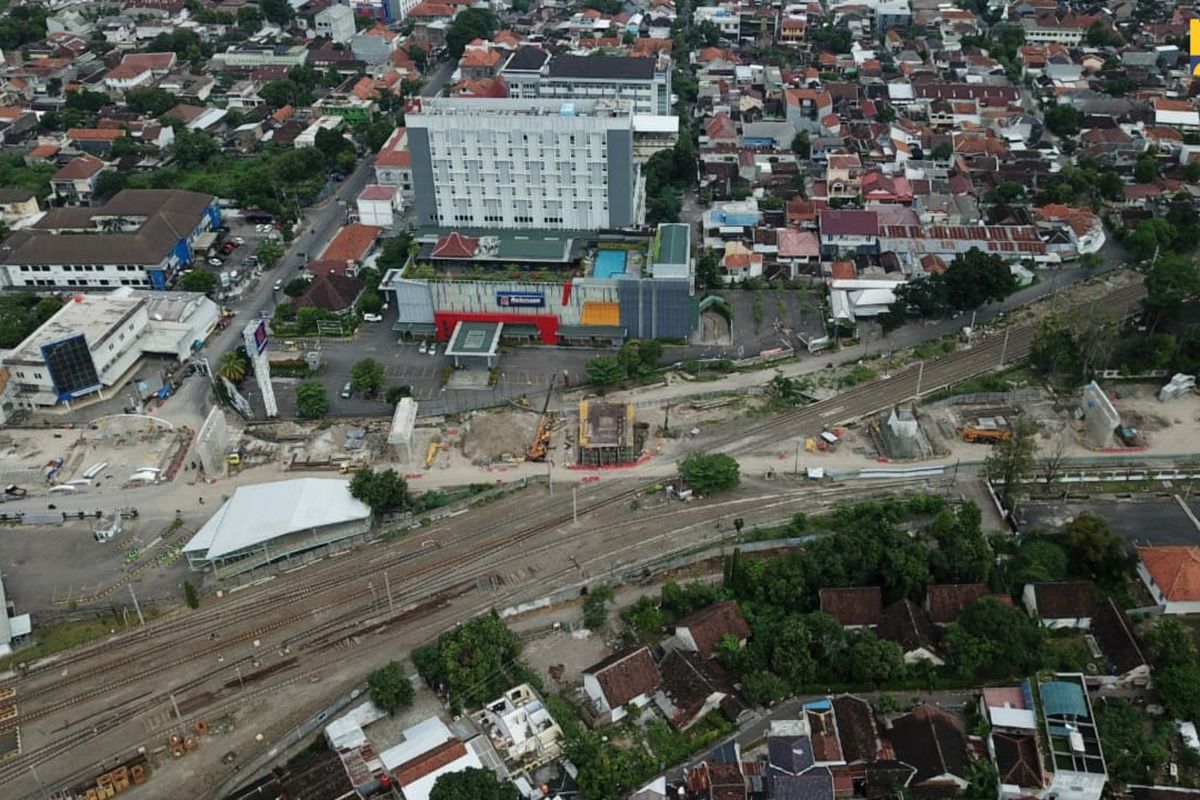 Flyover Purwosari.