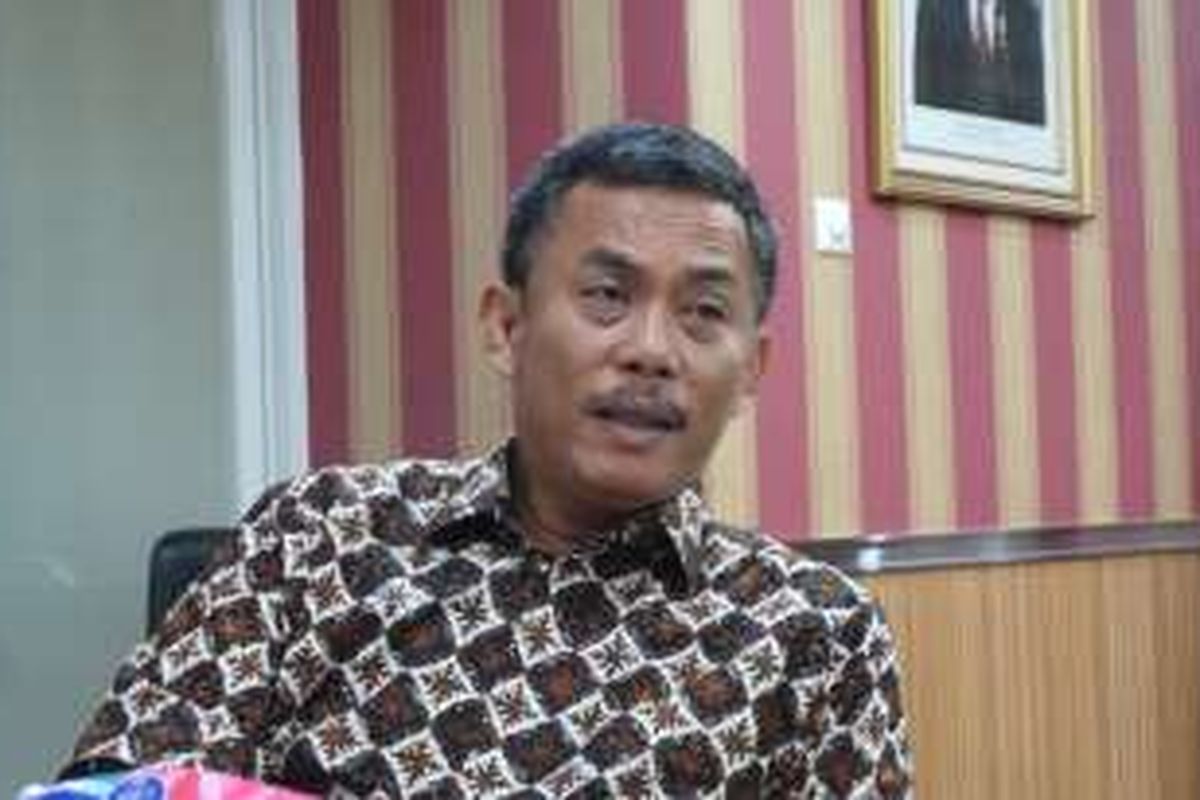 Ketua DPRD DKI Jakarta sekaligus Sekretaris DPD PDI-P DKI Jakarta Prasetio Edi Marsudi, saat ditemui wartawan, di ruang kerjanya di lantai 10, Gedung DPRD DKI Jakarta, Jumat (30/9/2016).