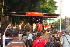 Band-band Indie Pendukung Jokowi Manggung di Luar Monas 
