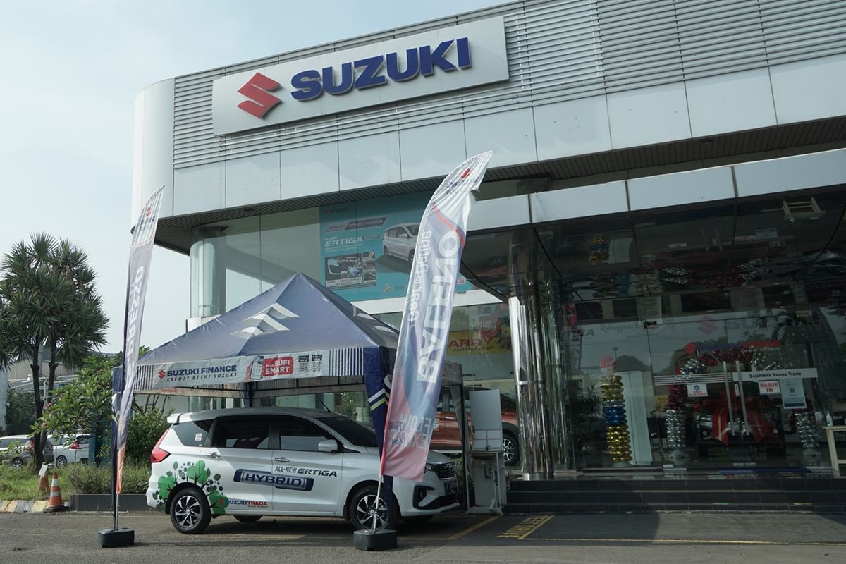 Calon konsumen mobil Suzuki bisa pesan jadwal test drive melalui situ resmi  www.suzuki.co.id. 