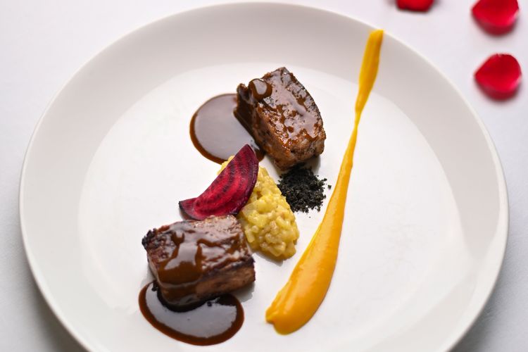 Salah satu menu spesial Hari Valentine Shangri-La Jakarta, Beef Accent.