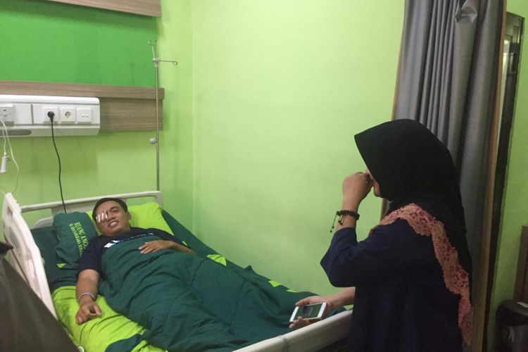 Bripka Andreas masih dirawat di RS Bhayangkara Polda Jatim, Selasa (27/11/2018)