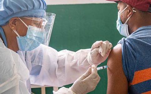 Indonesia Hopes to Achieve Herd Immunity after Administering 100 Million Doses of Covid Vaccines