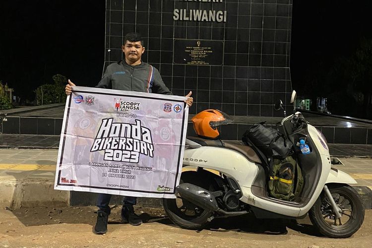 Mirza, bikers Honda yang menempuh perjalanan dari Aceh ke Malang dengan sepeda motor Scoopy demi menghadiri HBD 2023.