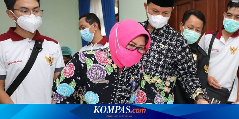 Ikut Banyak Acara, Ini Cerita Wali Kota dan Istrinya Terkena Covid-19 - Vimarsana News